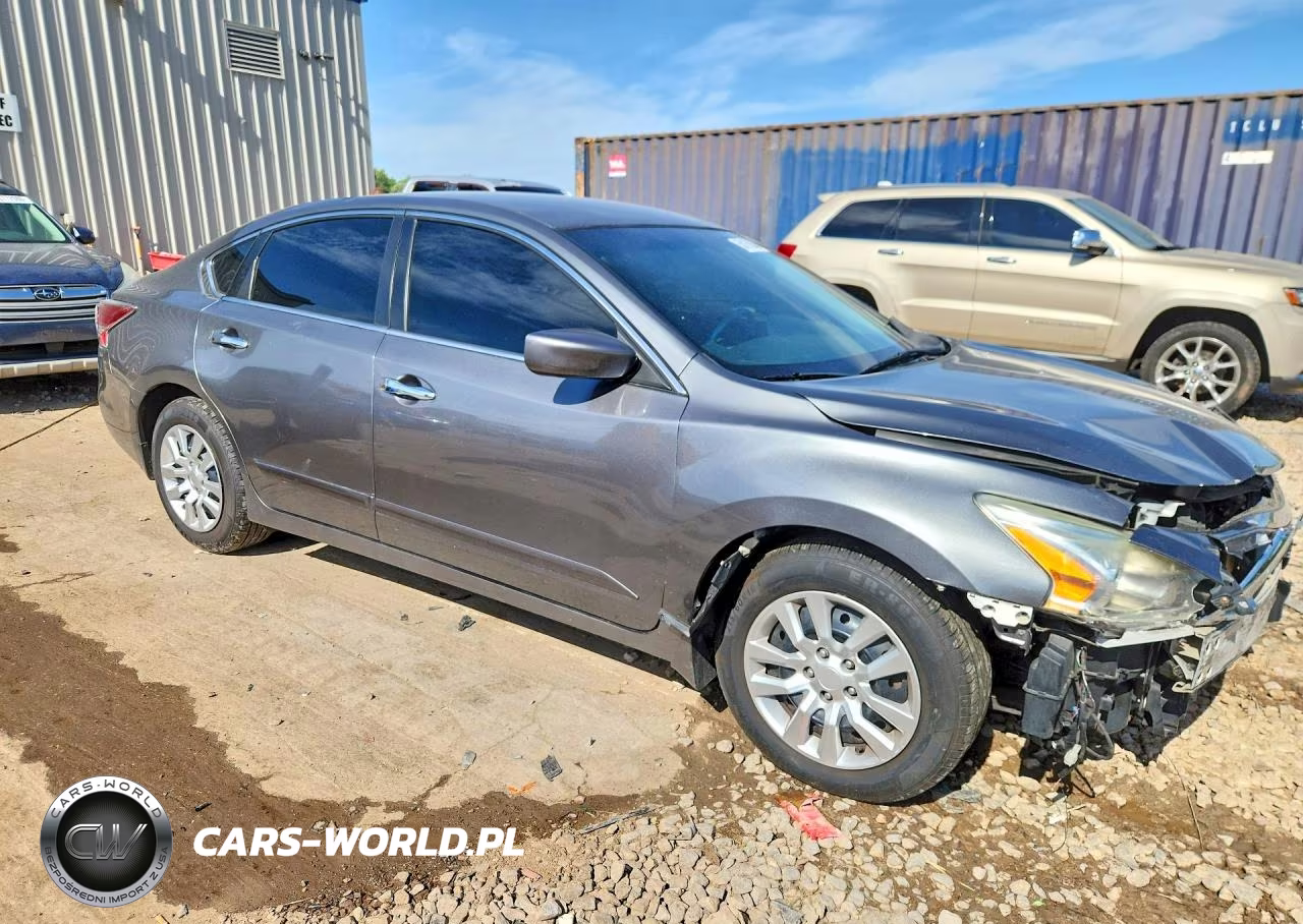 2014 Nissan Altima 2.5 S VIN:1N4AL3AP8EC160776 - 4