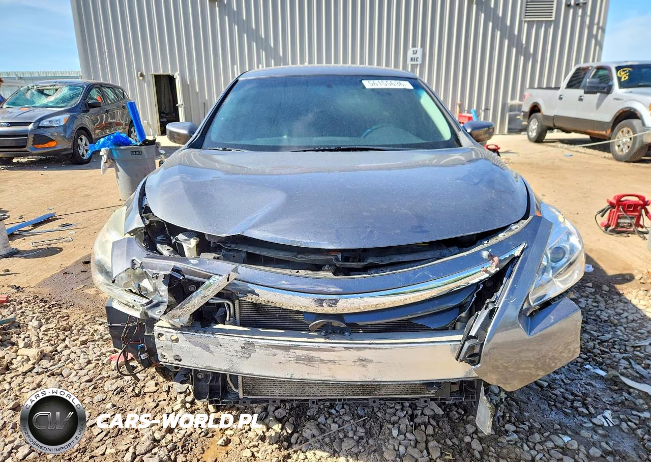 2014 Nissan Altima 2.5 S VIN:1N4AL3AP8EC160776 - 5