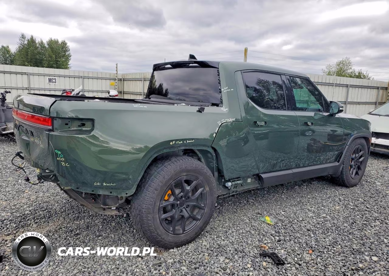 2022 Rivian R1T Adventure VIN:7FCTGAAA1NN012295 - 3