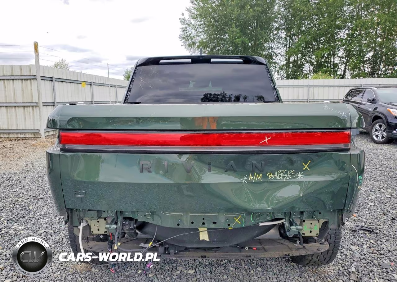 2022 Rivian R1T Adventure VIN:7FCTGAAA1NN012295 - 6