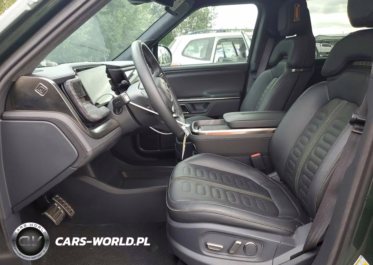 2022 Rivian R1T Adventure VIN:7FCTGAAA1NN012295 - 7