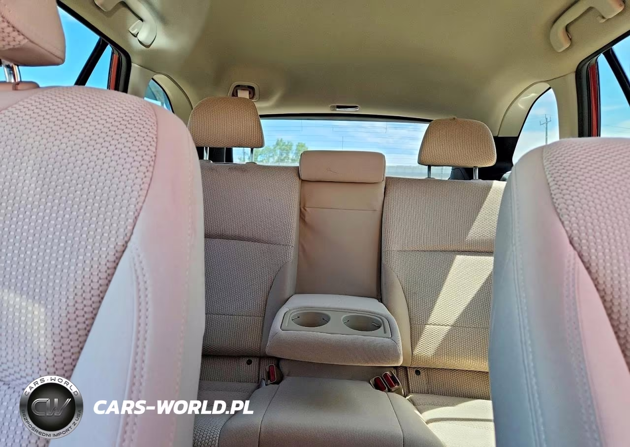 2019 Subaru Outback 2.5I Premium VIN:4S4BSAFC5K3222489 - 10