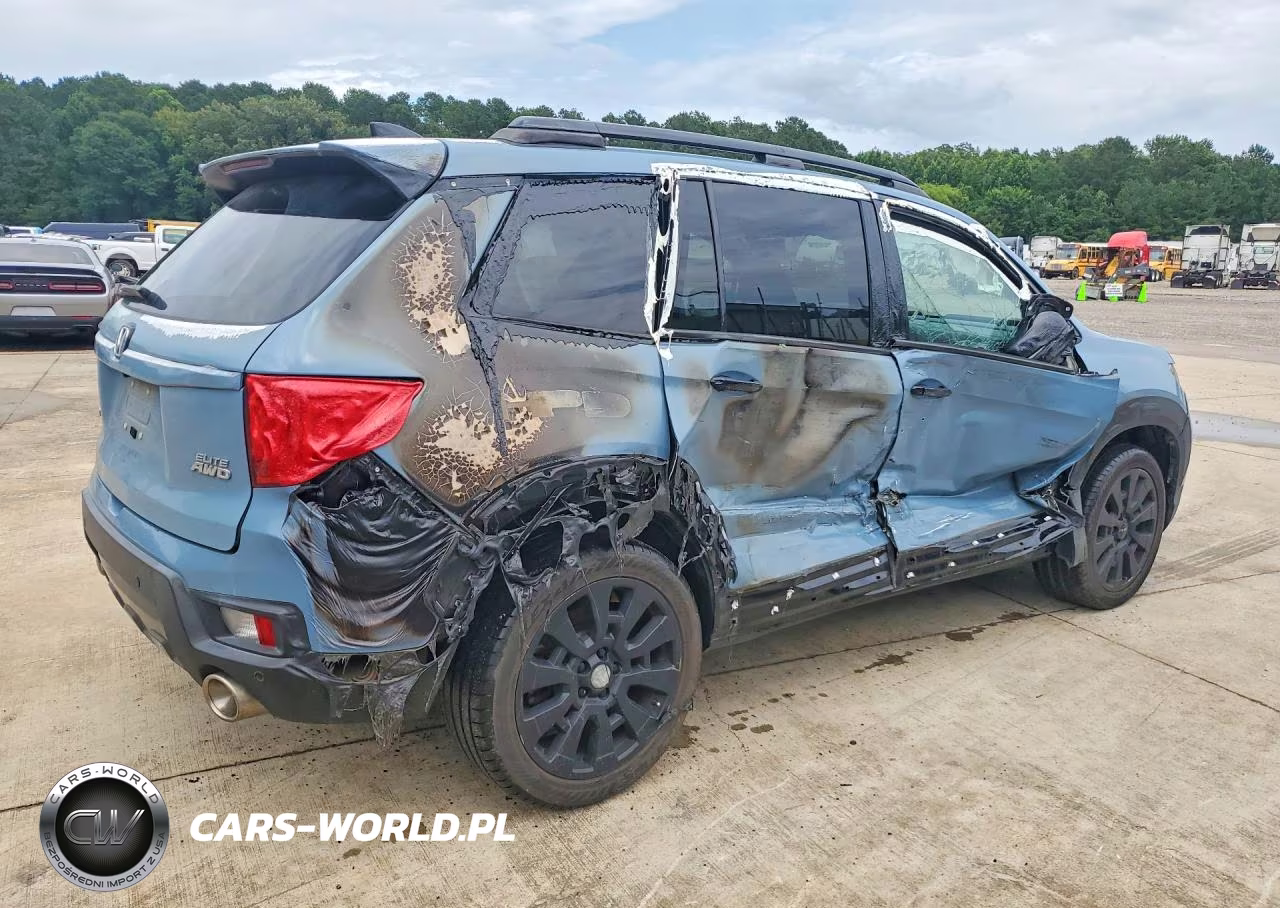 2022 Honda Passport Elite VIN:5FNYF8H08NB014743 - 3