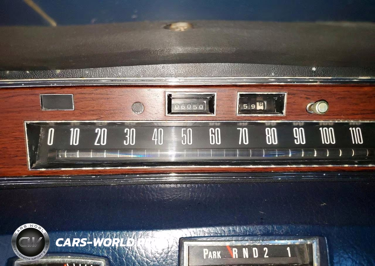 1971 Lincoln Continental Gtc Speed VIN:1Y82A862447 - 9