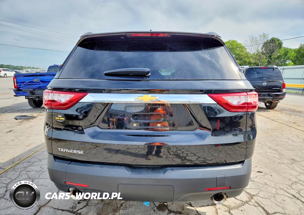 2018 Chevrolet Traverse Ls VIN:1GNERFKW4JJ141432 - 6
