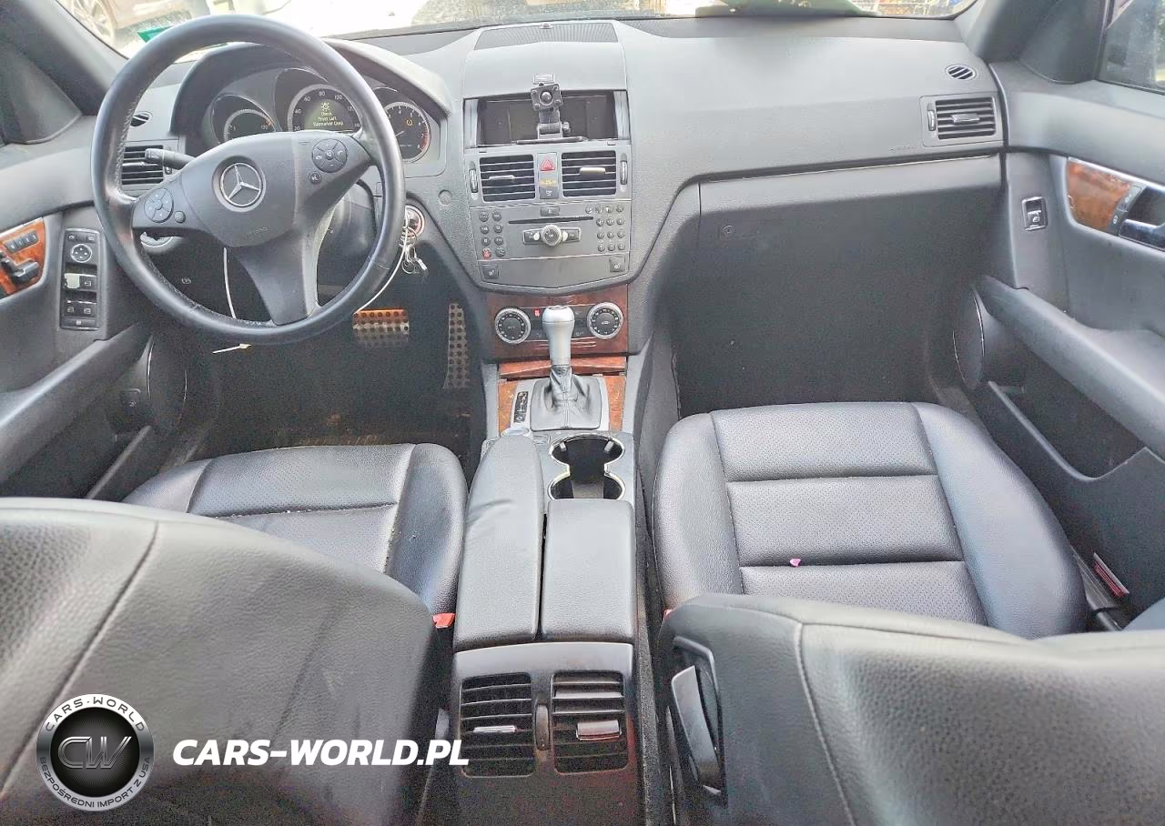 2010 Mercedes-Benz C 300 4Matic VIN:WDDGF8BB1AR118135 - 8