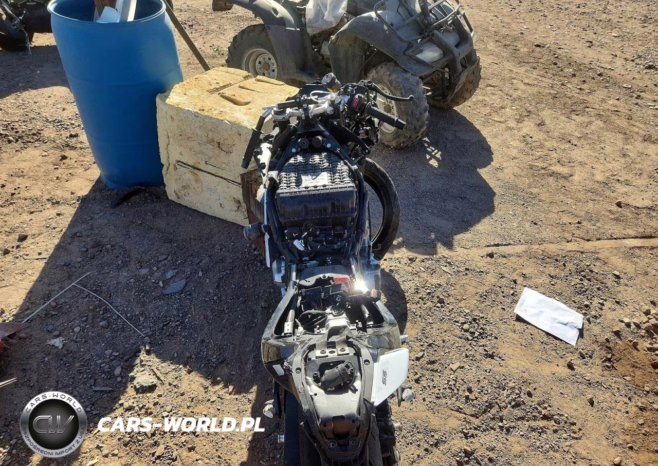 2025 Cf Moto 675Ss VIN:LCEPEVLPXS6001601 - 6