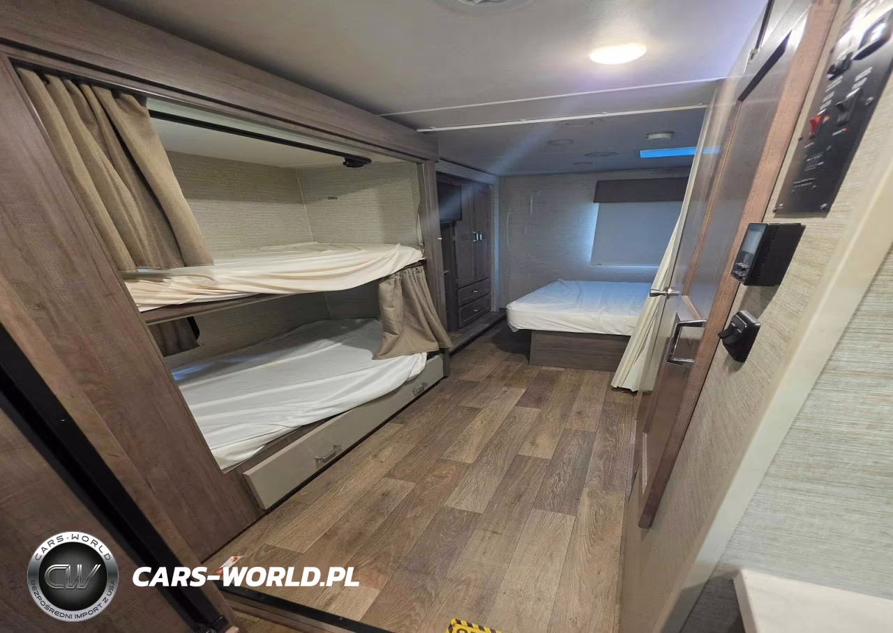 2024 Winnebago Minniie31H Rv VIN:1FDXE4FN7RDD05832 - 9
