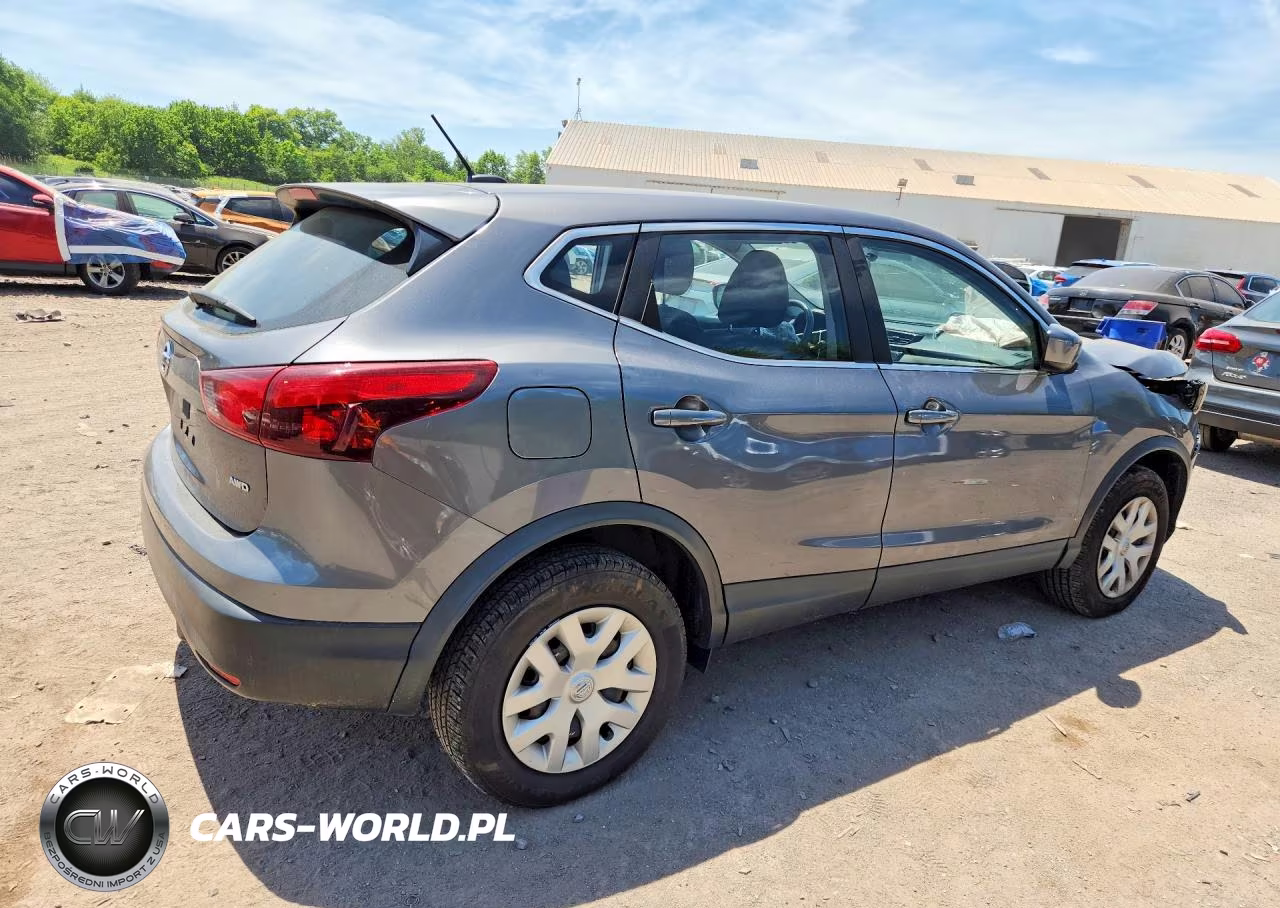 2019 Nissan Rogue Sport S VIN:JN1BJ1CR3KW314735 - 3