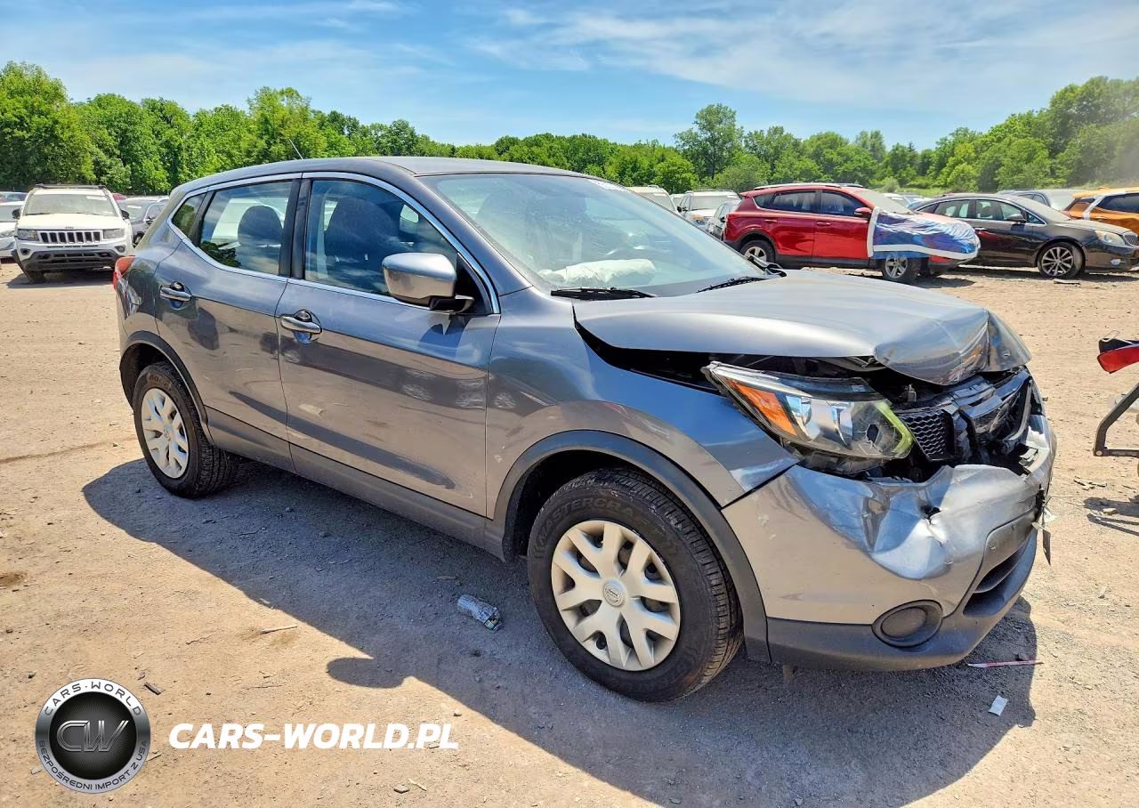 2019 Nissan Rogue Sport S VIN:JN1BJ1CR3KW314735 - 4