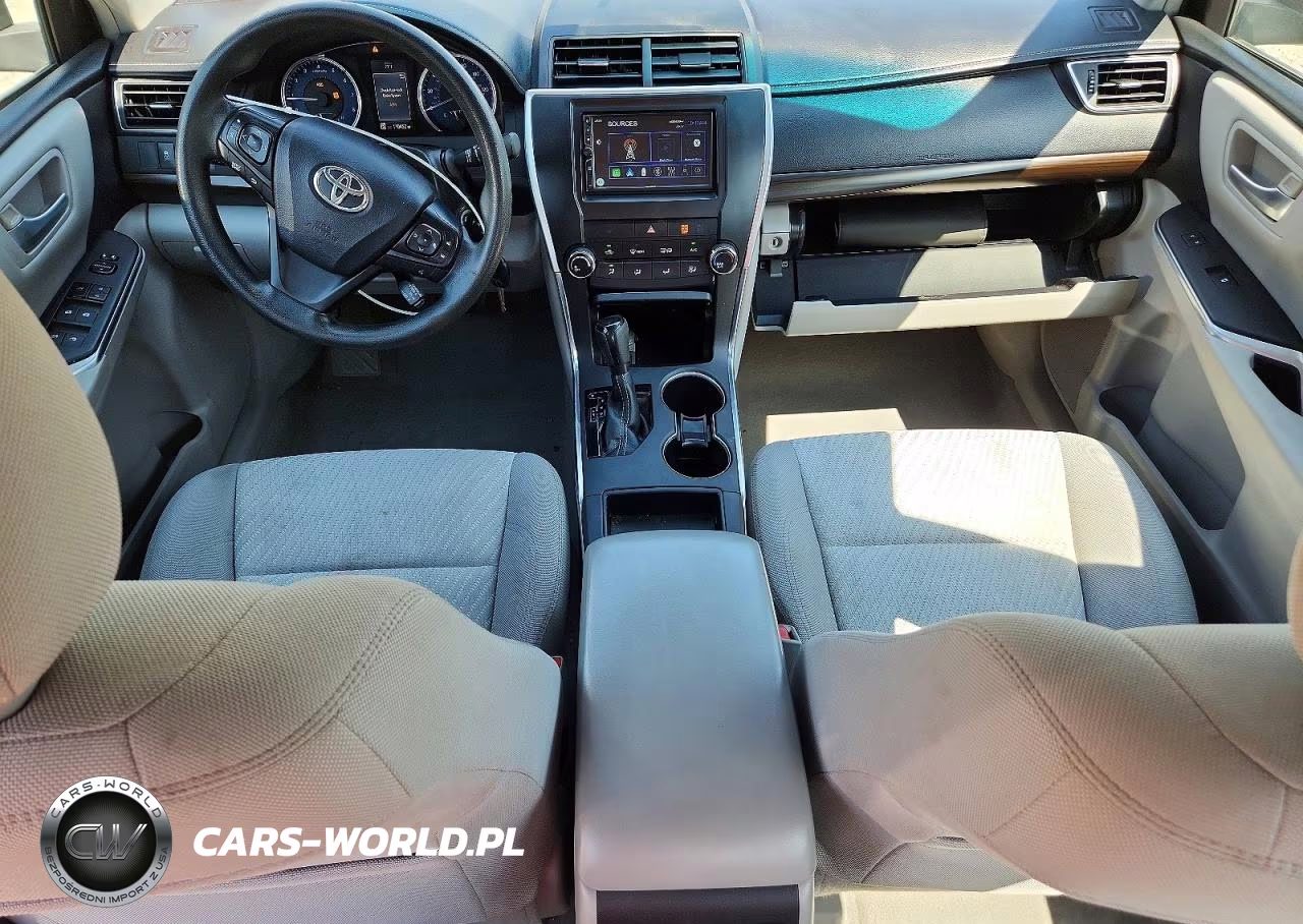 2016 Toyota Camry Le VIN:4T4BF1FK8GR544370 - 8