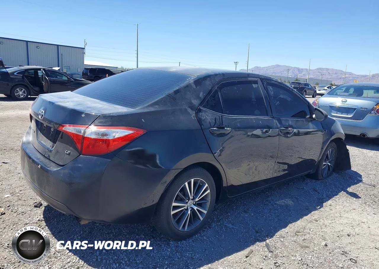 2016 Toyota Corolla Le Plus VIN:5YFBURHE2GP480365 - 3