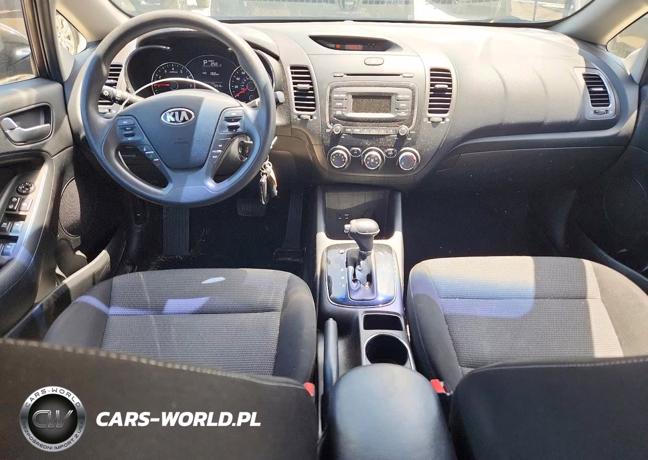 2017 Kia Forte Lx VIN:3KPFK4A78HE101216 - 8