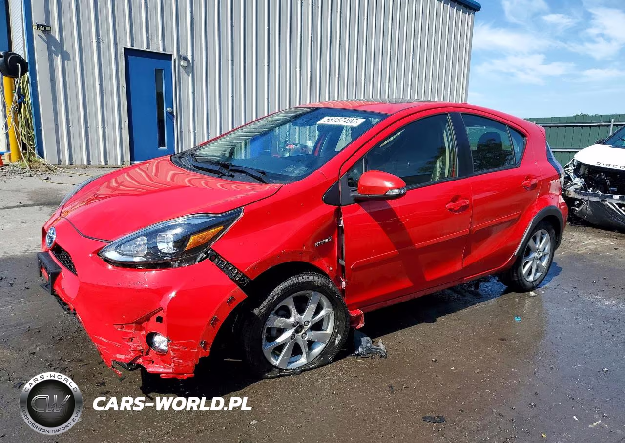 2018 Toyota Prius C Four