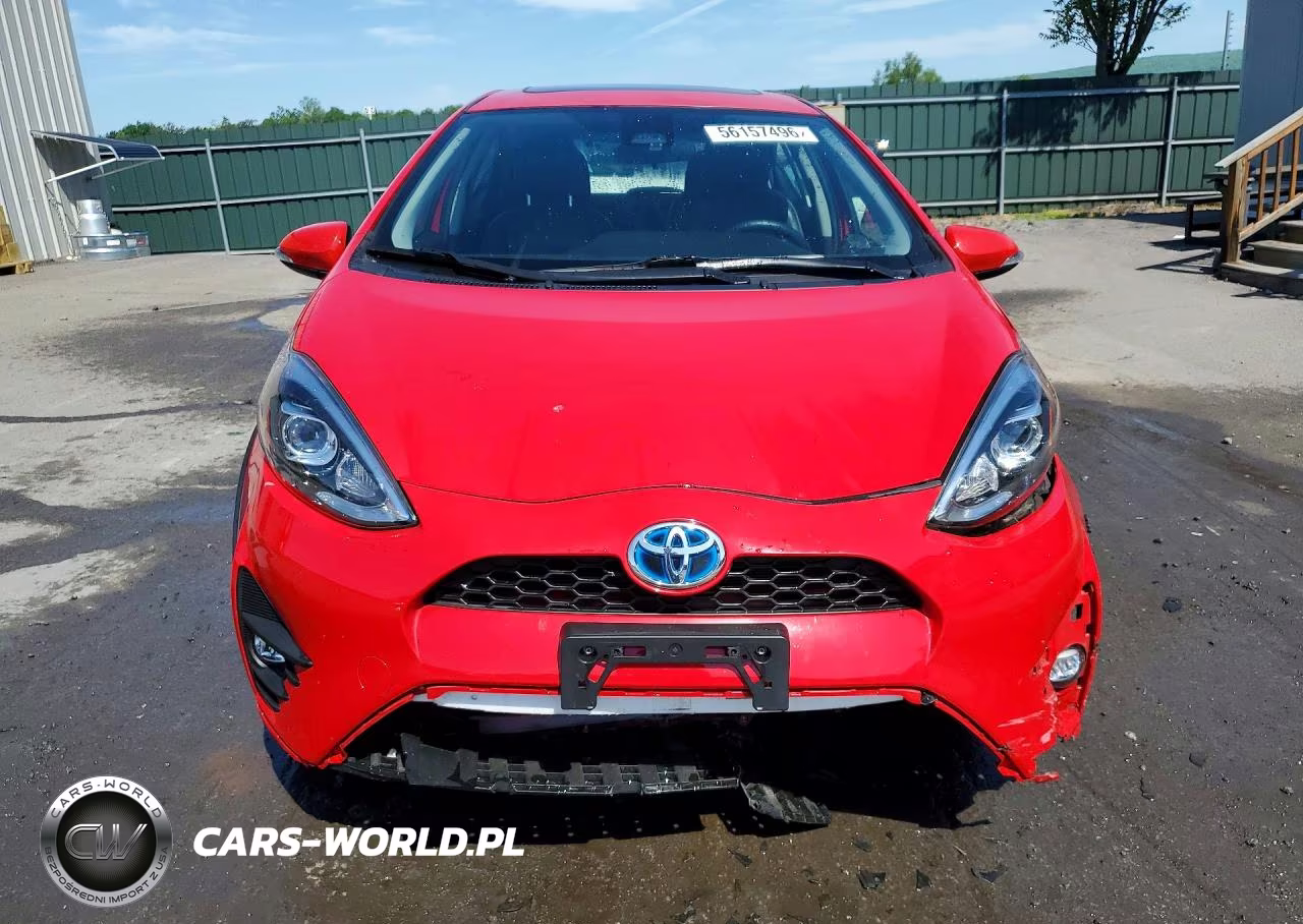 2018 Toyota Prius C Four VIN:JTDKDTB36J1614164 - 5