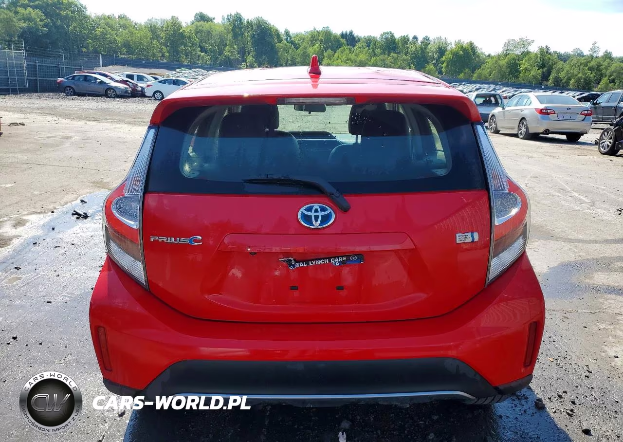2018 Toyota Prius C Four VIN:JTDKDTB36J1614164 - 6
