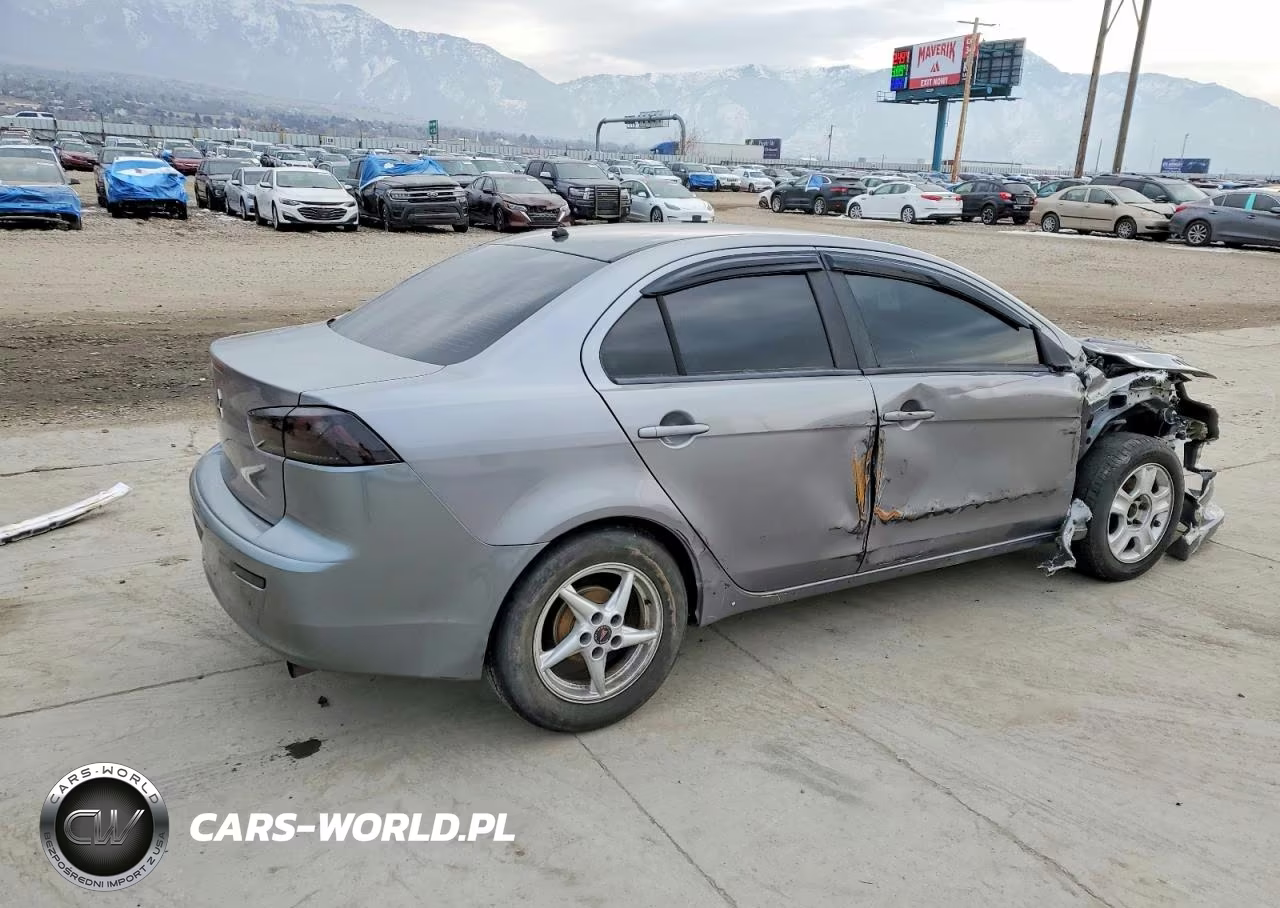 2015 Mitsubishi Lancer Es VIN:JA32U2FU4FU018004 - 3