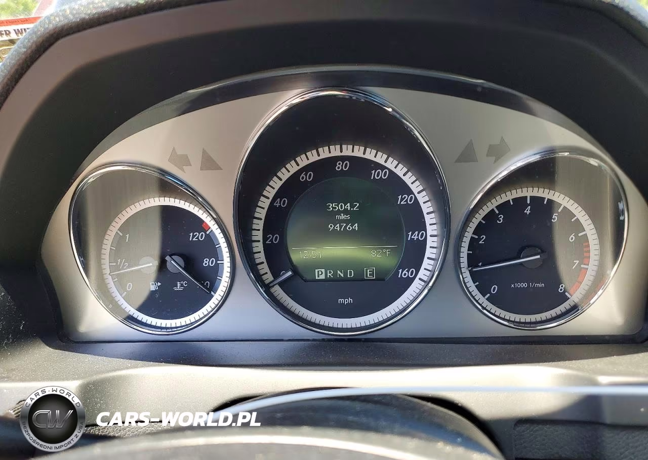 2011 Mercedes-Benz 300C VIN:WDDGF8BB3BR133950 - 9