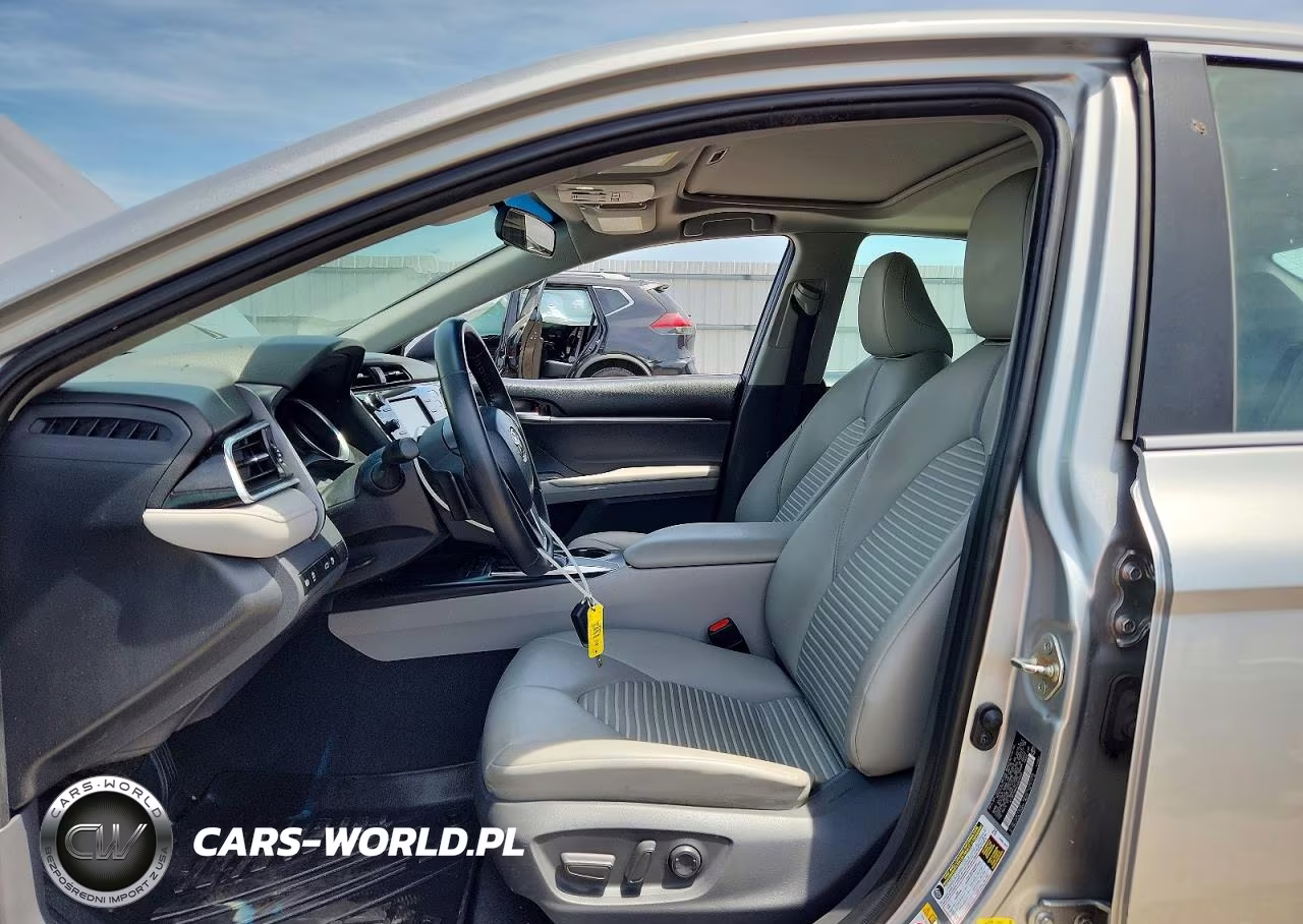 2018 Toyota Camry Se VIN:4T1B11HK3JU650545 - 7