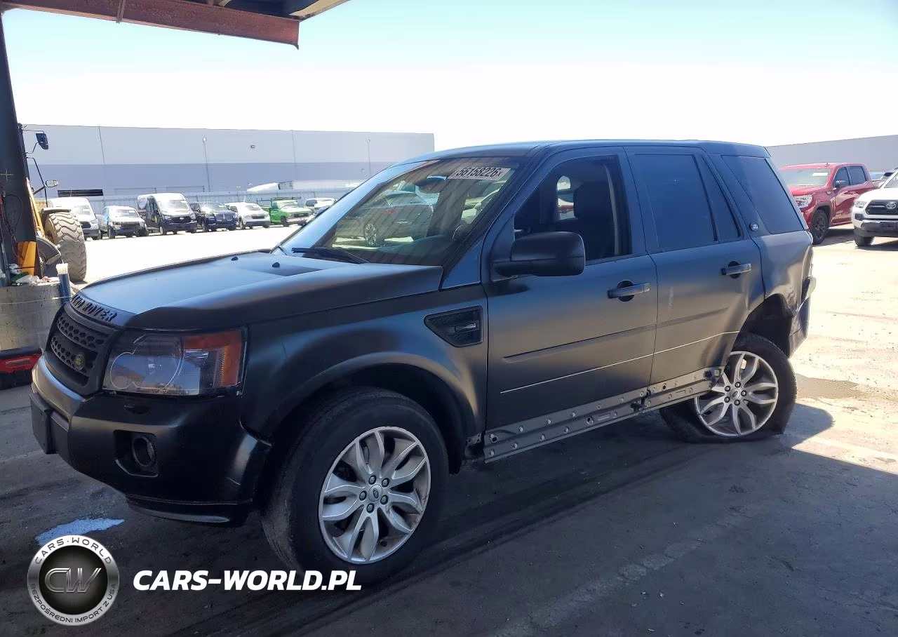 LAND ROVER LR2 HSE – zdjęcie 1 z 12