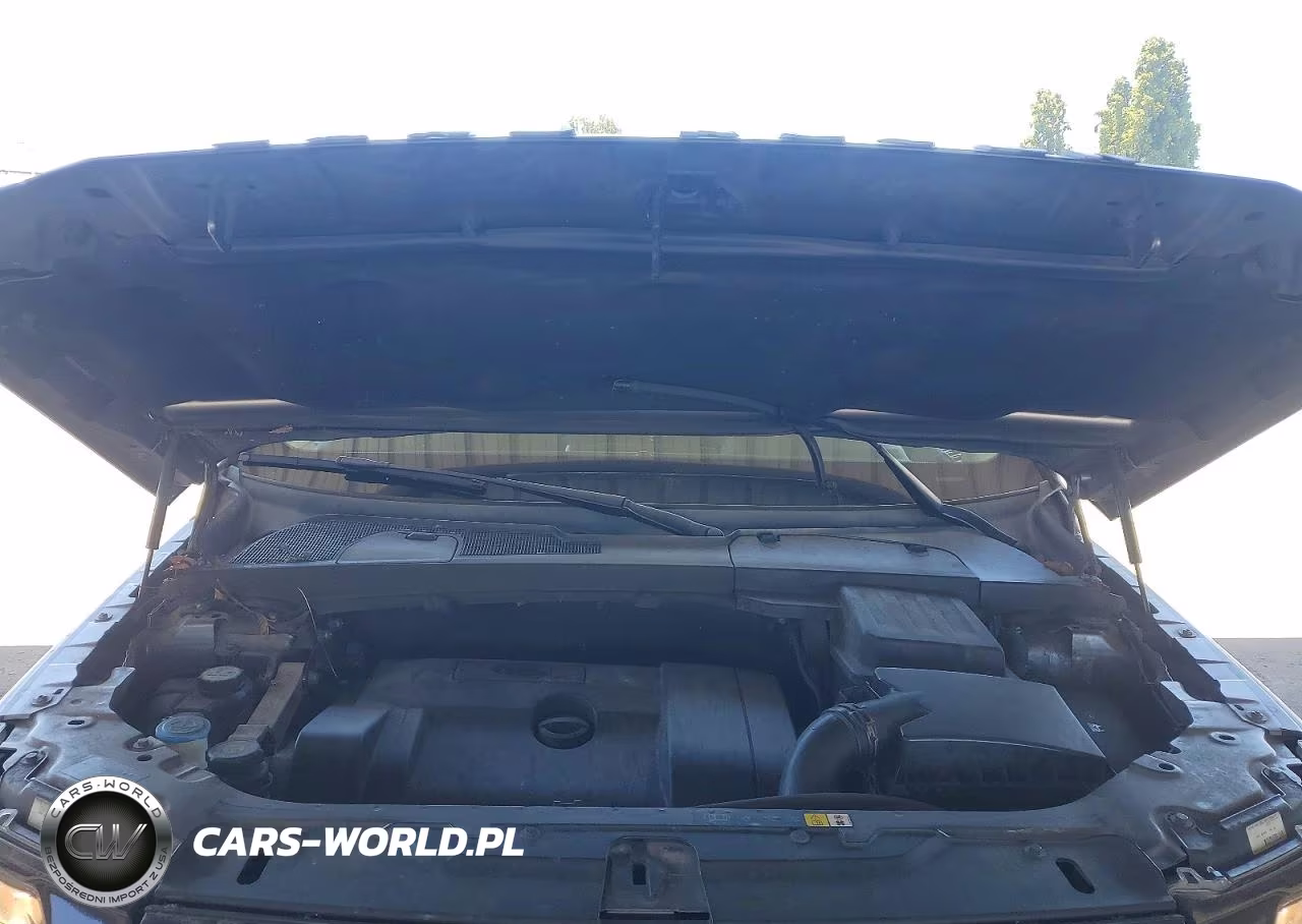 LAND ROVER LR2 HSE VIN:SALFR2BN0BH253014 - 11