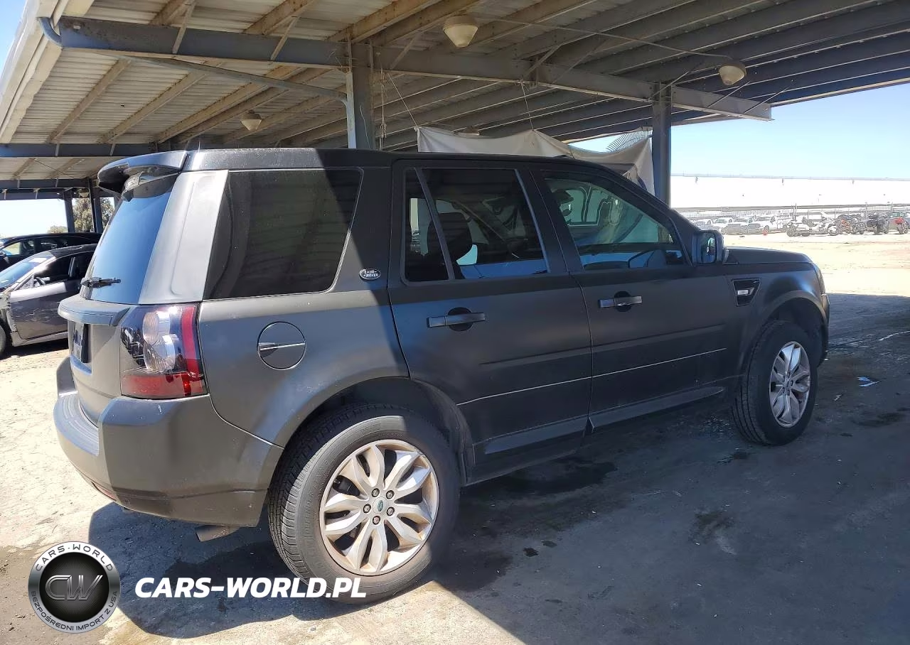 LAND ROVER LR2 HSE VIN:SALFR2BN0BH253014 - 3