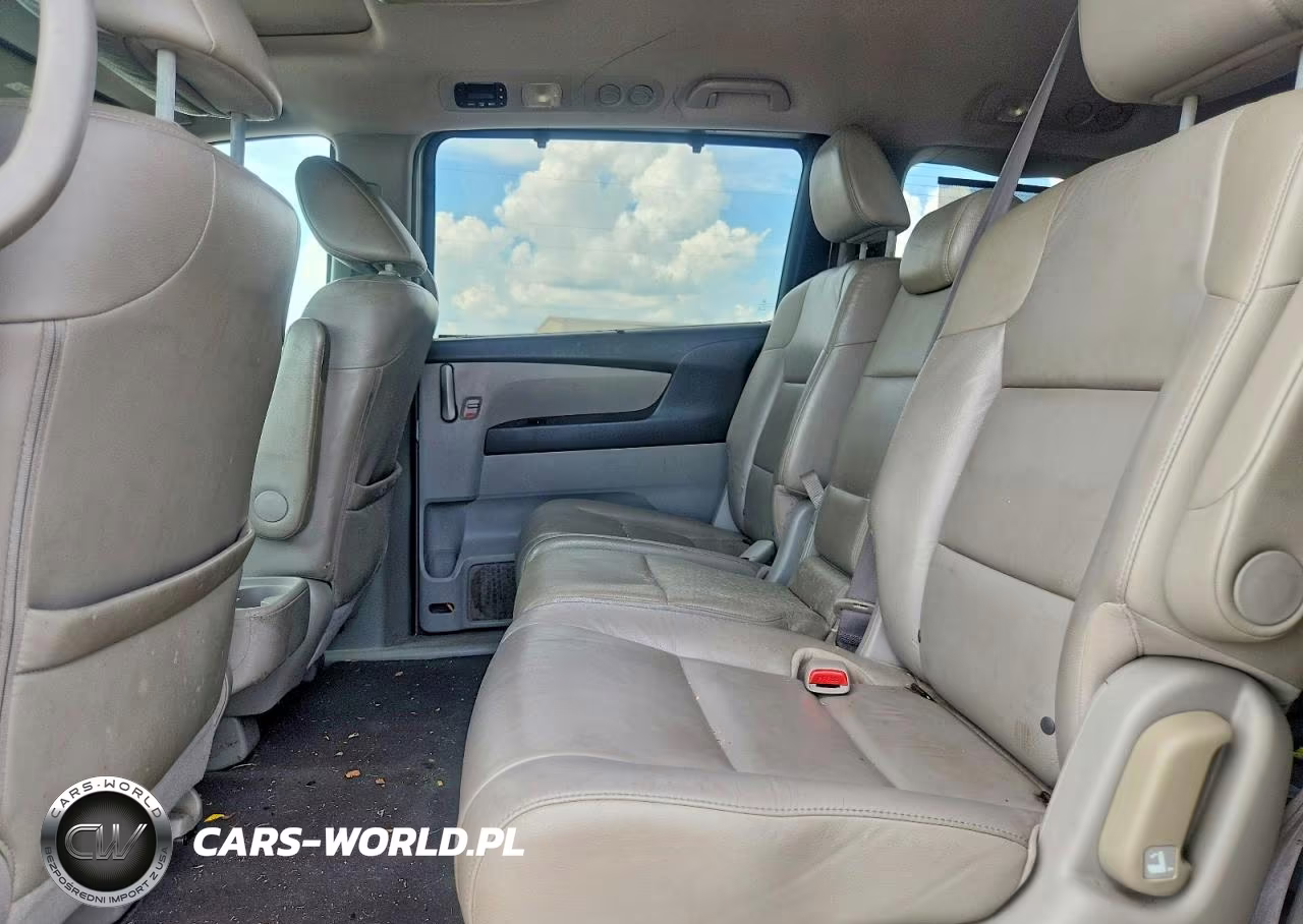2012 Honda Odyssey Touring VIN:5FNRL5H97CB074214 - 11