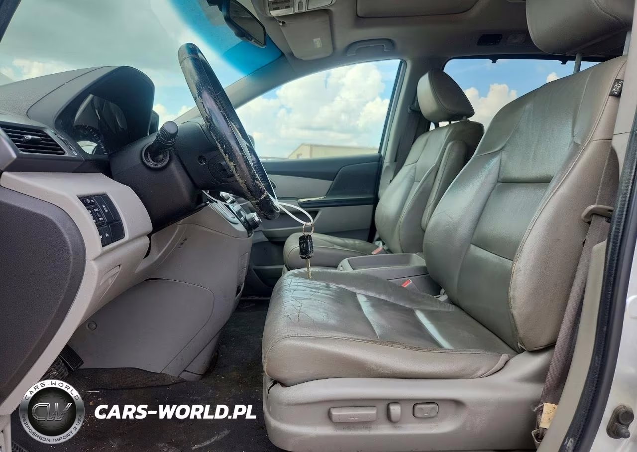 2012 Honda Odyssey Touring VIN:5FNRL5H97CB074214 - 7