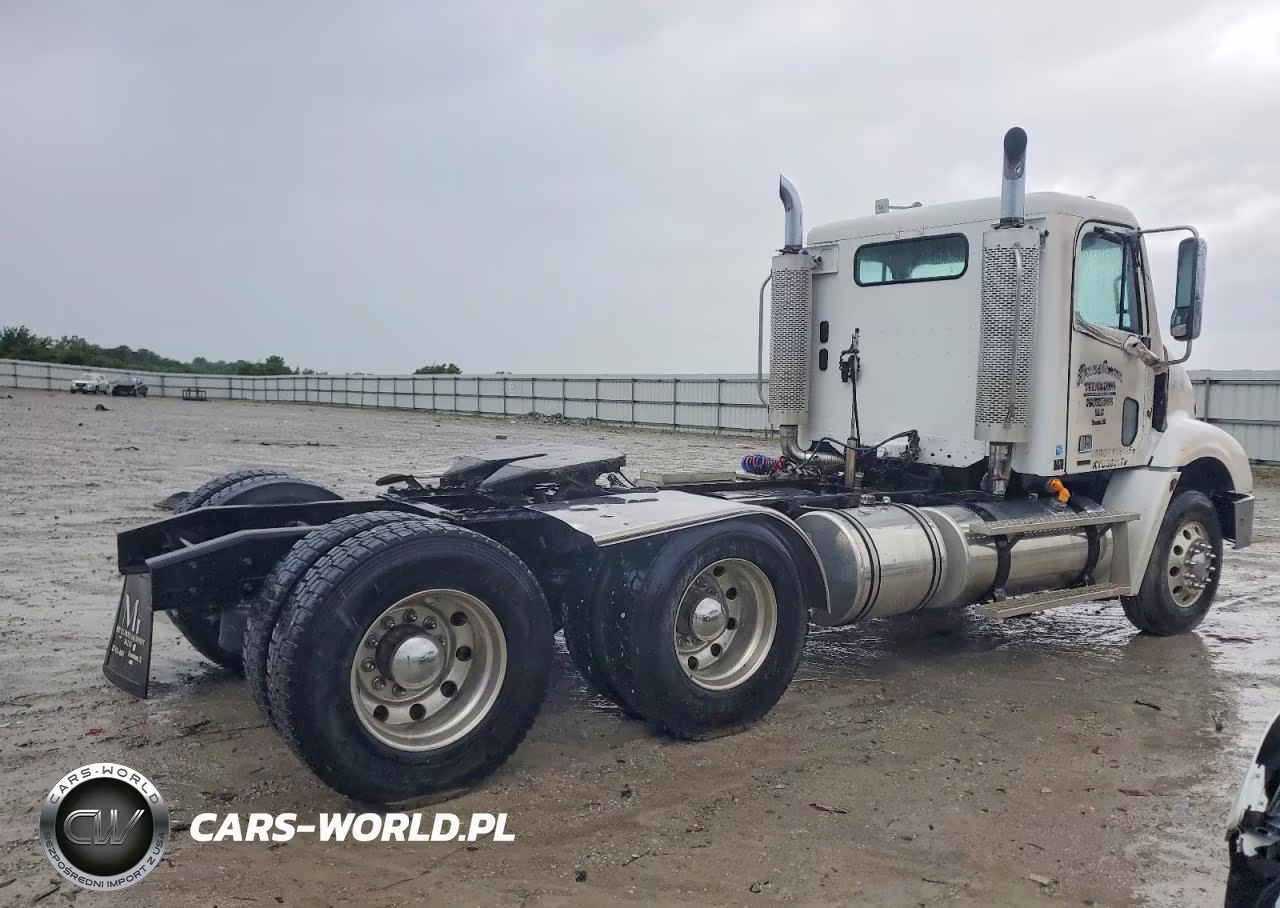 2007 Freightliner Columbia 112 VIN:1FUJF0DE37LX84040 - 4