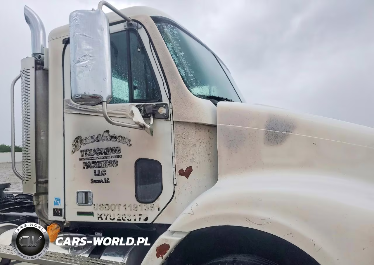 2007 Freightliner Columbia 112 VIN:1FUJF0DE37LX84040 - 9
