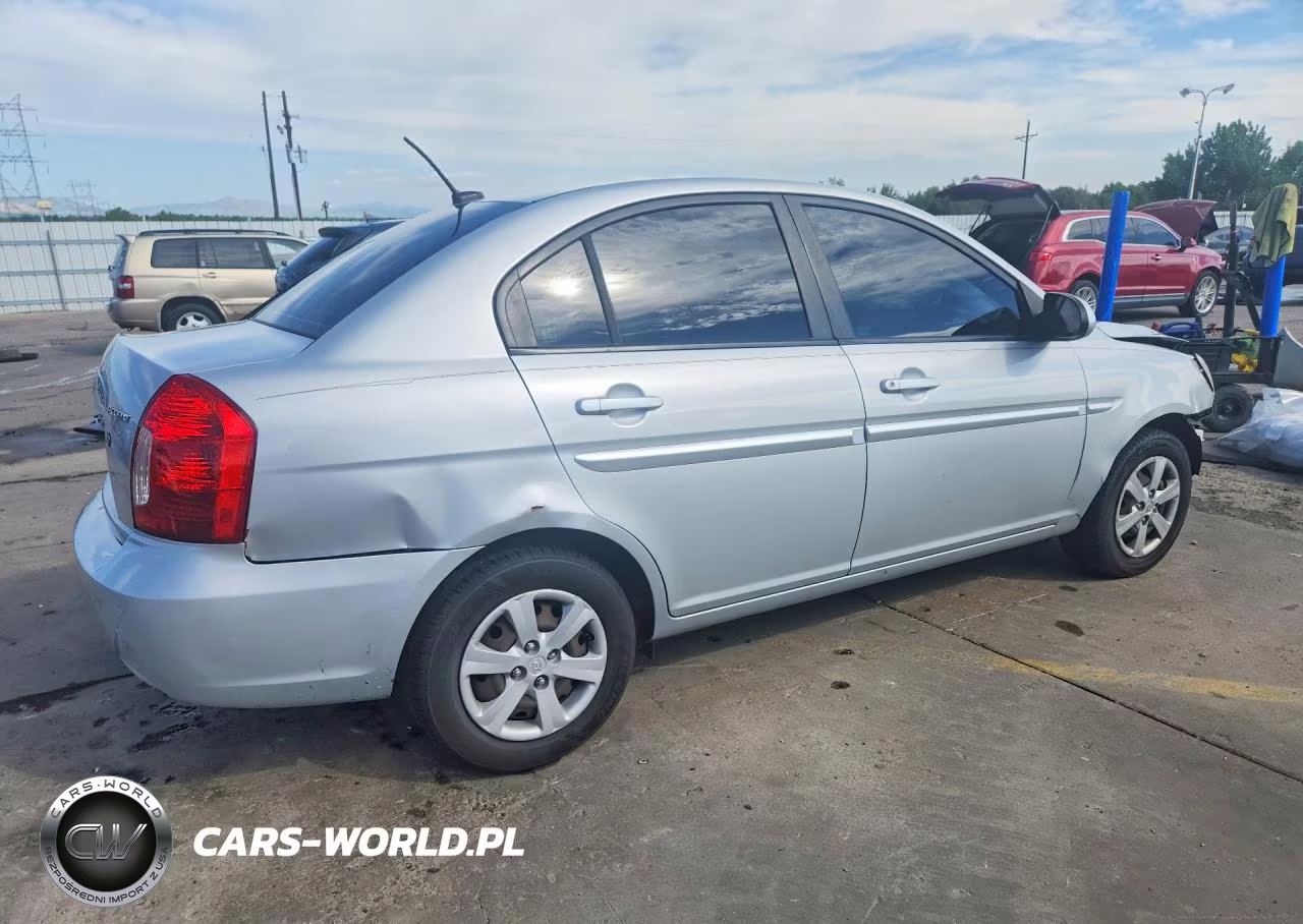 2008 Hyundai Accent Gls VIN:KMHCN46C18U249141 - 3