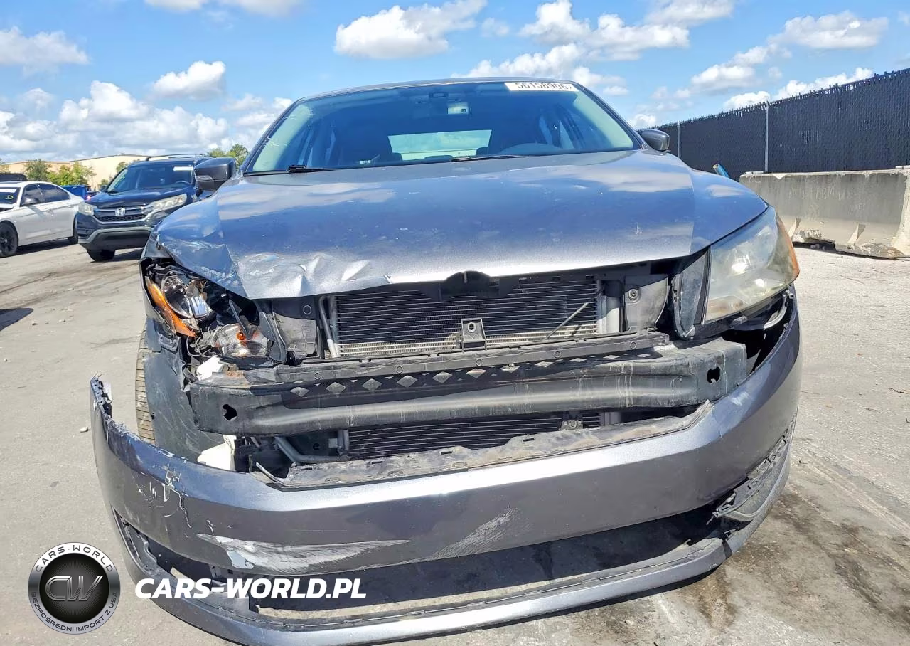 2014 Volkswagen Passat Se VIN:1VWBH7A35EC014188 - 5