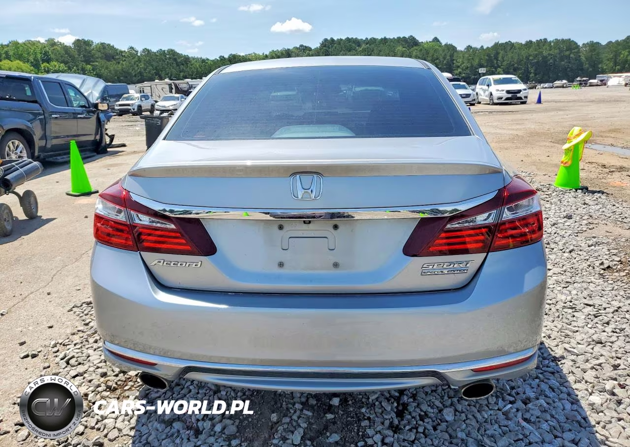 2017 Honda Accord Sport Special Edition VIN:1HGCR2F19HA259446 - 6