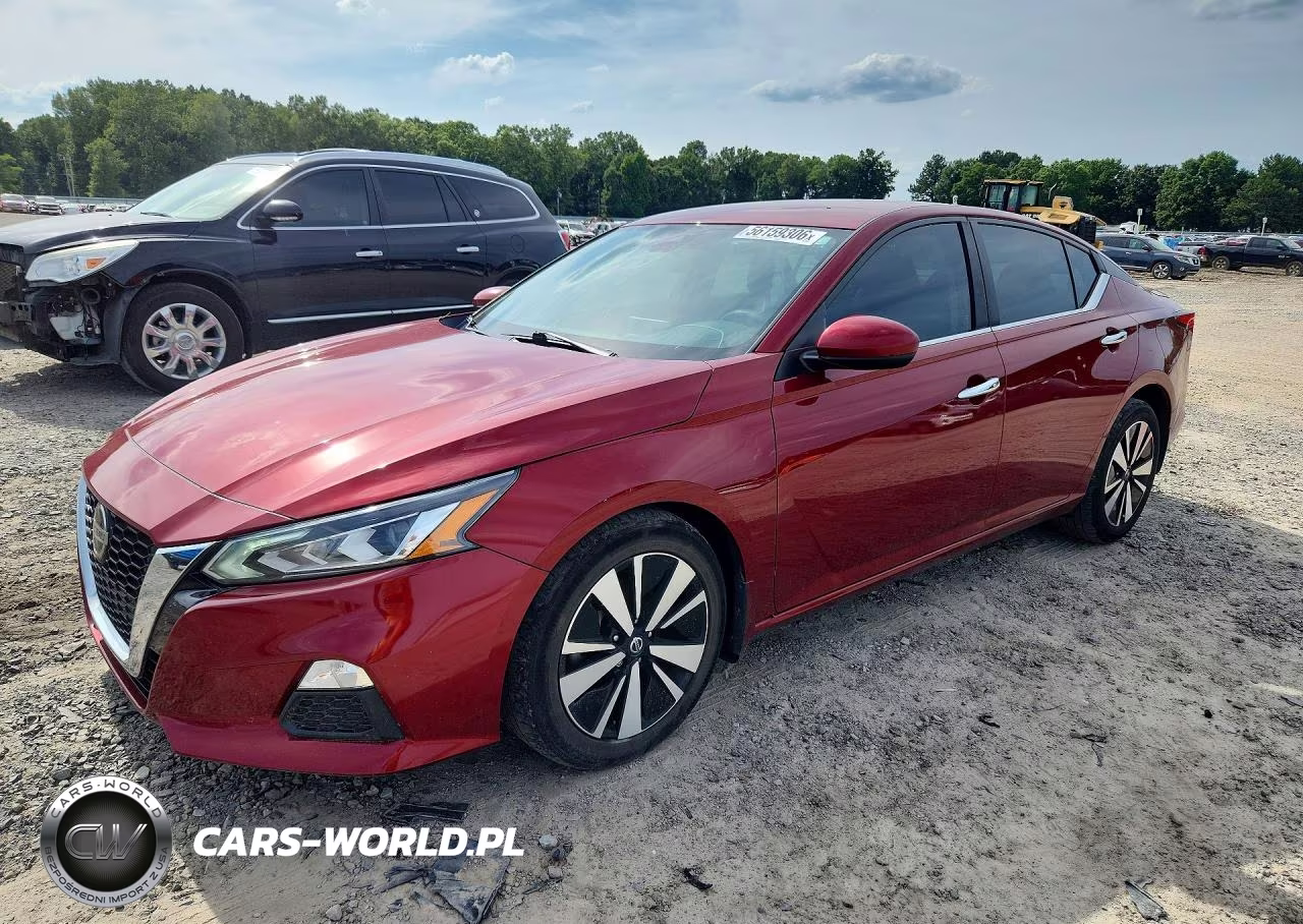 2021 Nissan Altima Sv