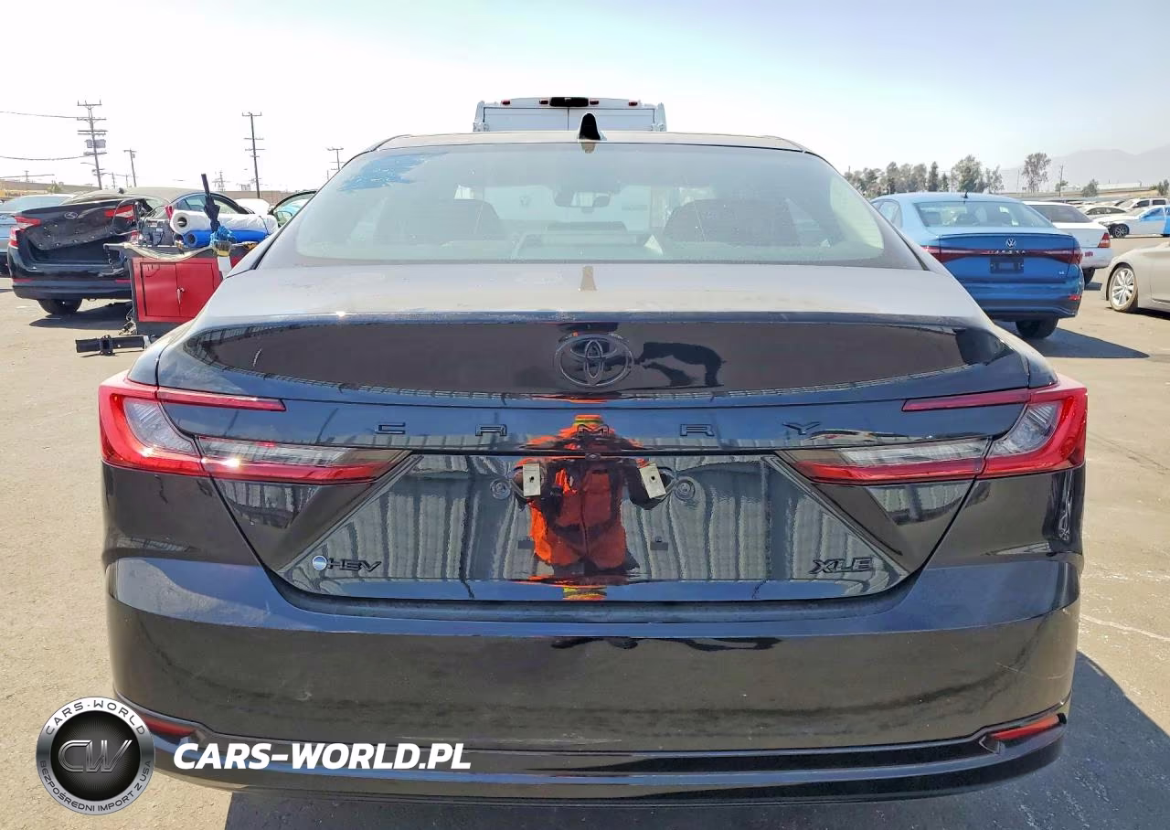 2026 Toyota Camry Xle VIN:4T1DAACK3TU733234 - 6