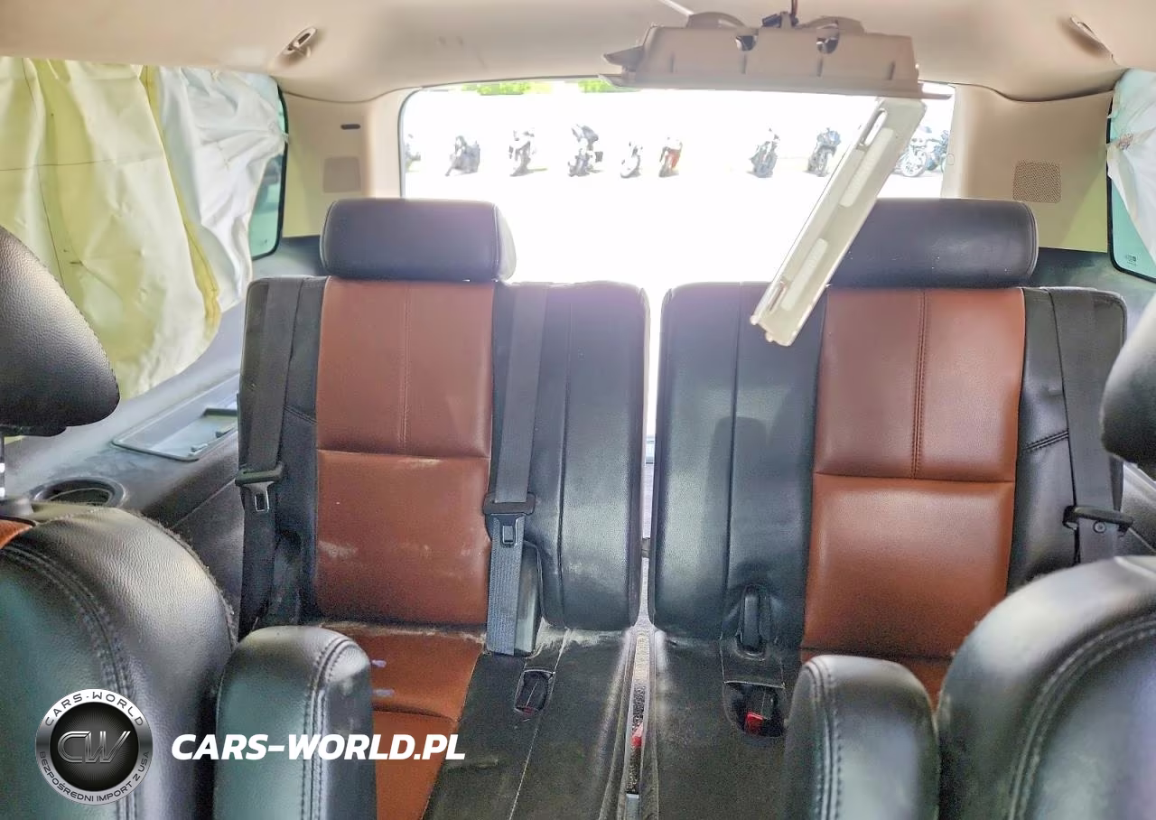 2007 Chevrolet Suburban K1500 VIN:3GNFK16387G274121 - 10