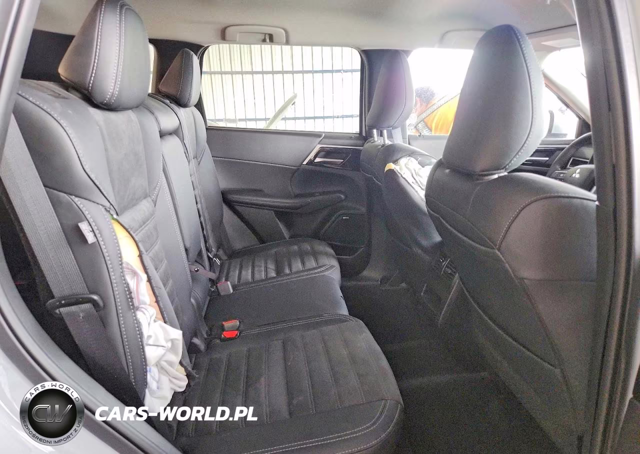 2025 Mitsubishi Outlander Se VIN:JA4J4VA89SZ059034 - 11