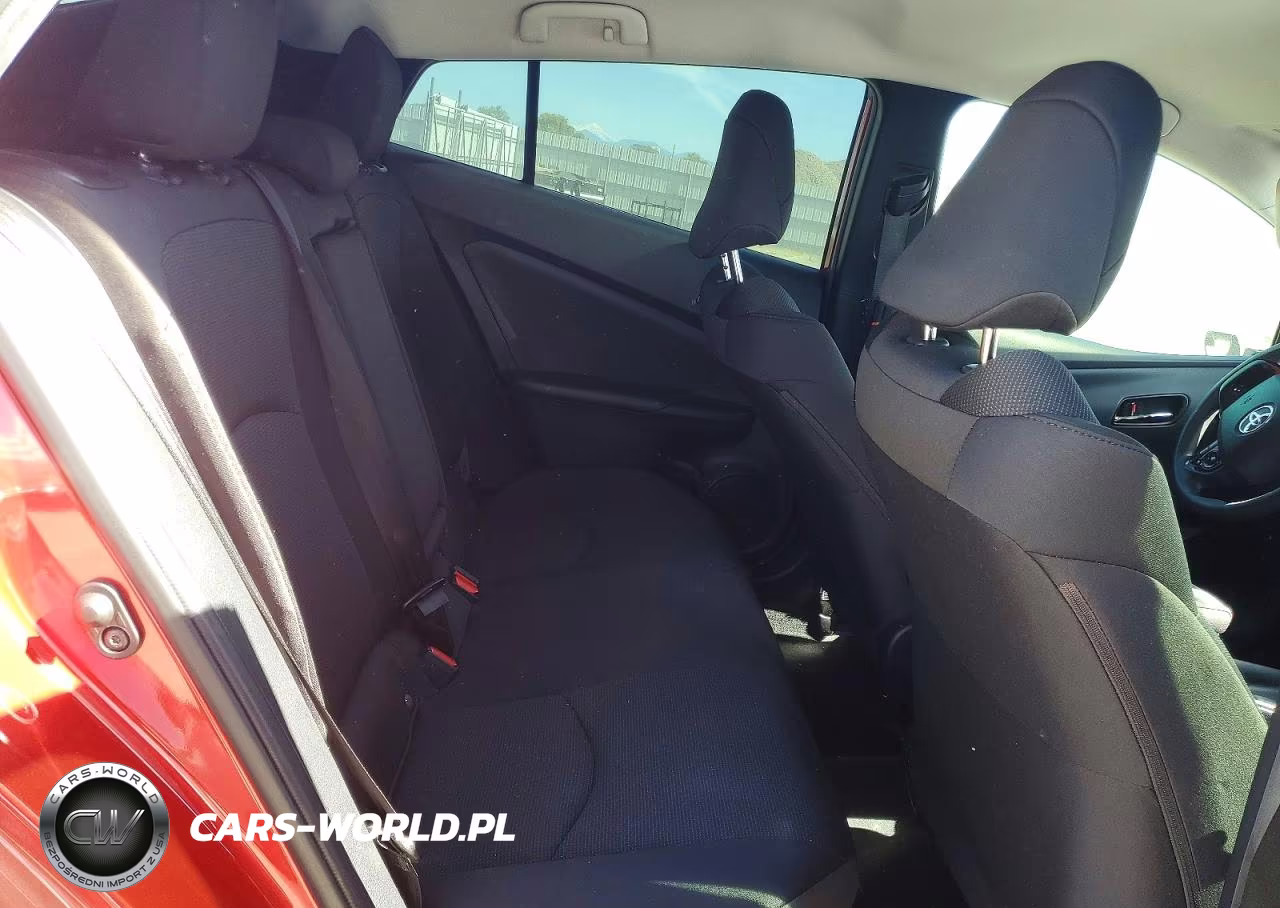 2019 Toyota Prius L Eco VIN:JTDKARFU3K3086278 - 10