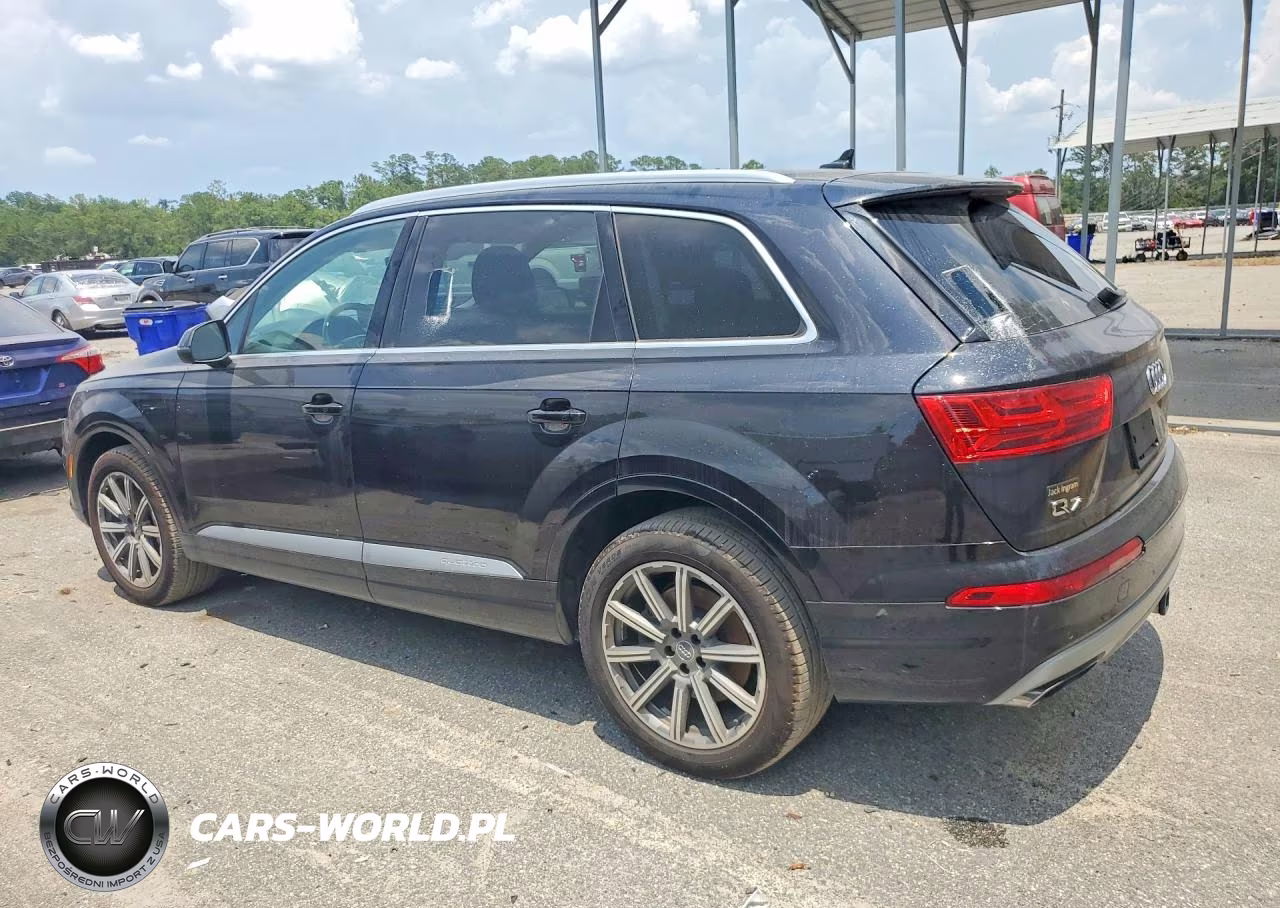 2018 Audi Q7 Prestige VIN:WA1VAAF78JD030011 - 2