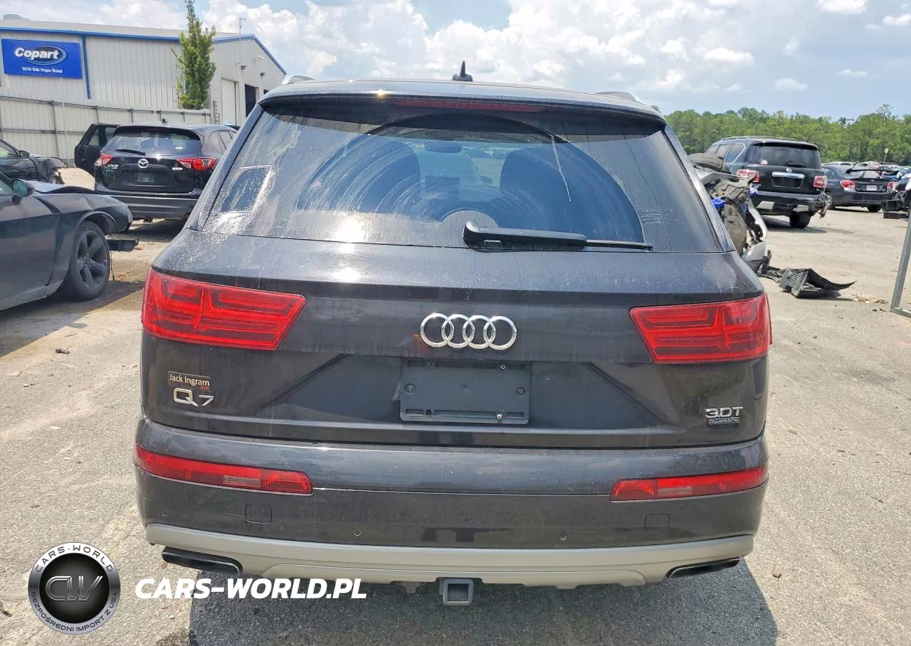2018 Audi Q7 Prestige VIN:WA1VAAF78JD030011 - 6