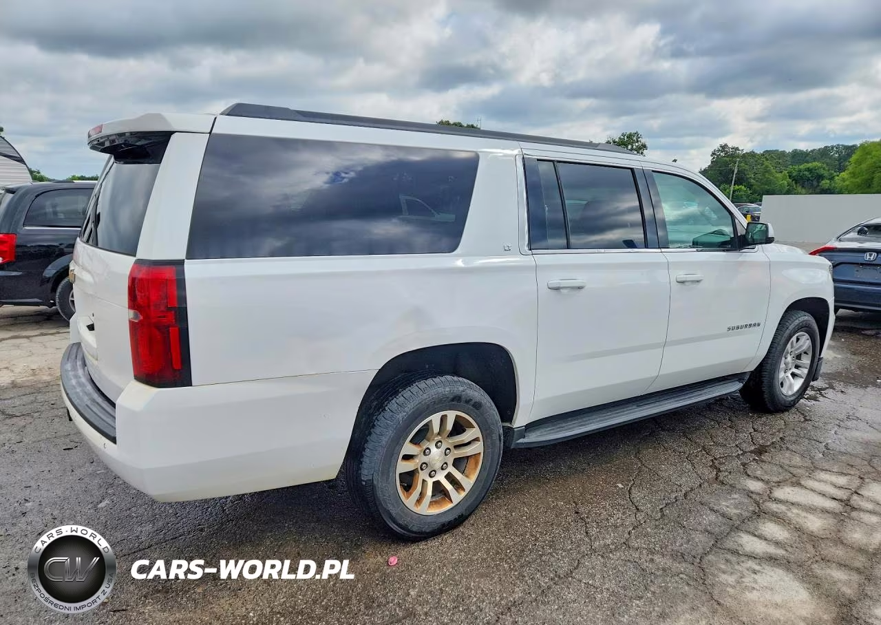2019 Chevrolet Suburban K1500 Lt VIN:1GNSKHKC3KR144088 - 3