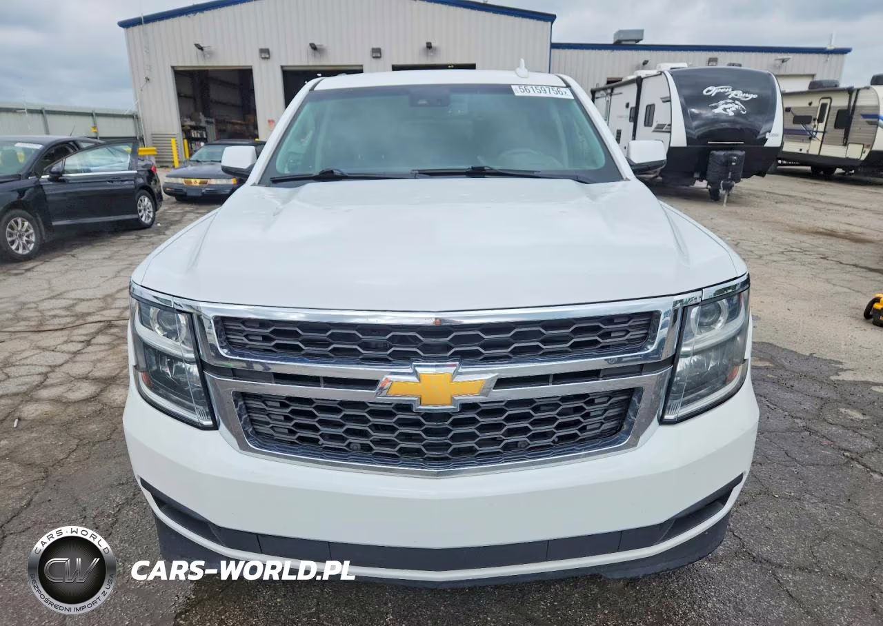 2019 Chevrolet Suburban K1500 Lt VIN:1GNSKHKC3KR144088 - 5