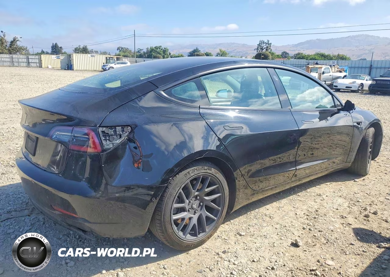 2022 Tesla Model 3 VIN:5YJ3E1EA7NF108050 - 3
