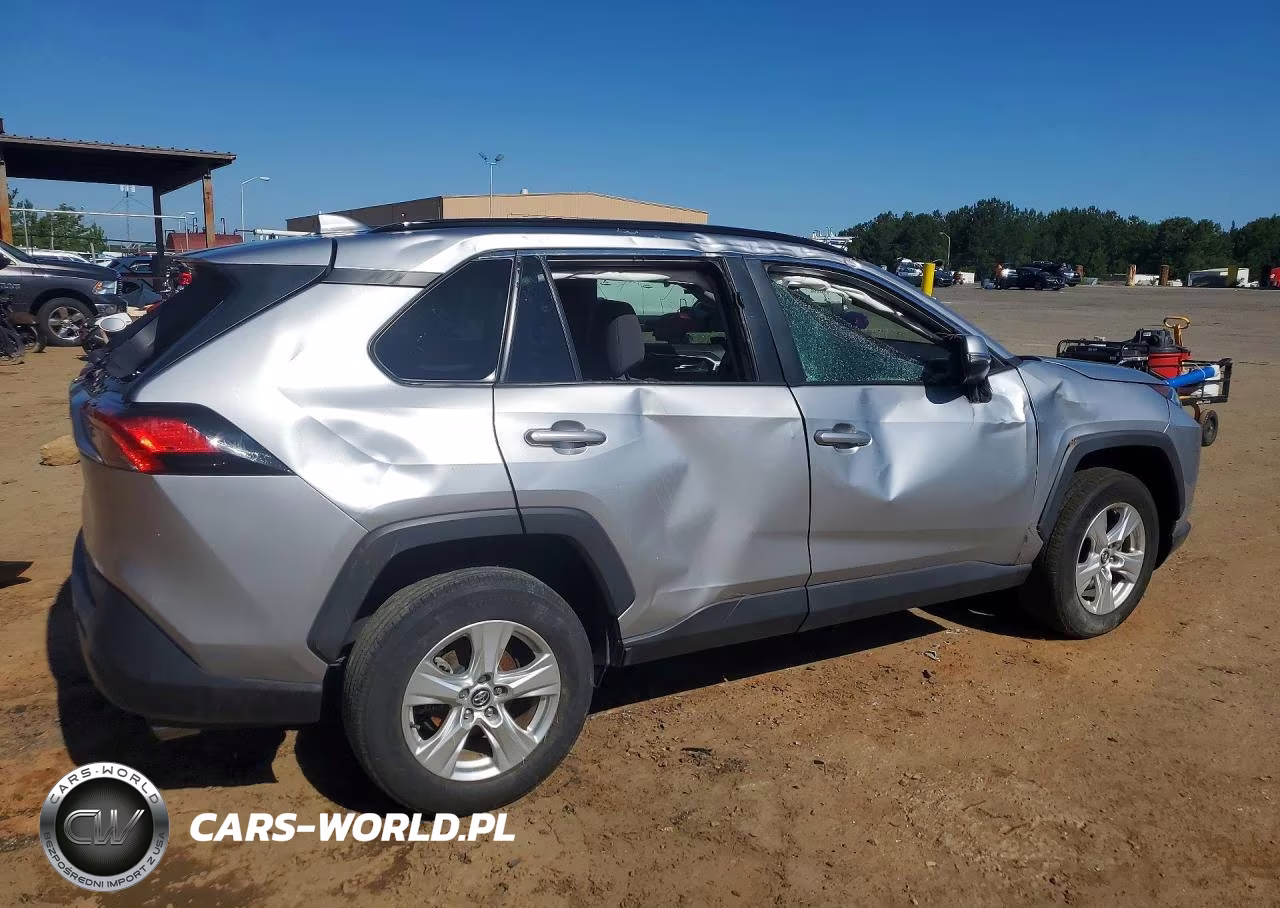 2020 Toyota Rav4 Xle VIN:2T3W1RFV8LC075982 - 3