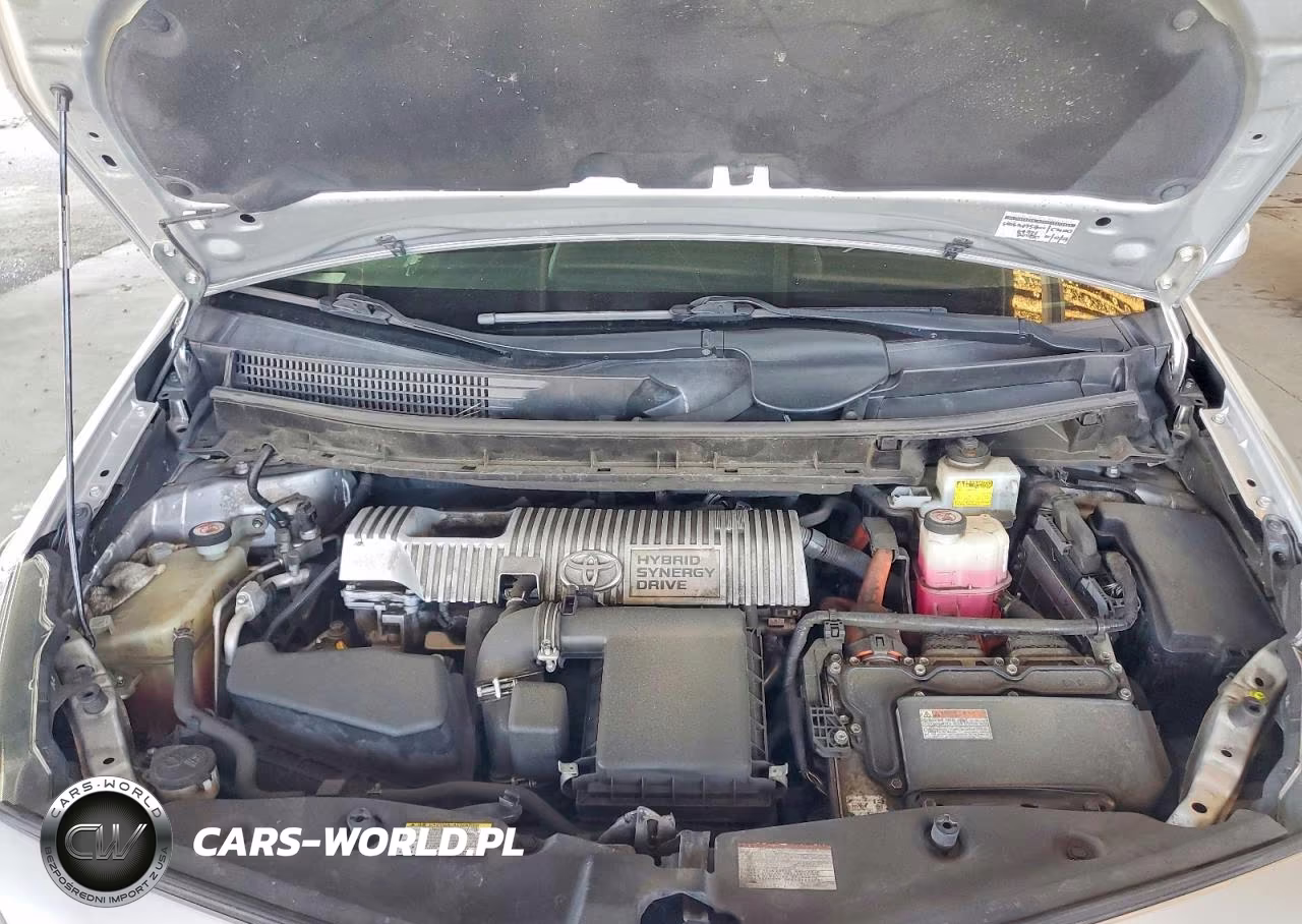 2017 Toyota Prius V Two VIN:JTDZN3EU0HJ070285 - 11