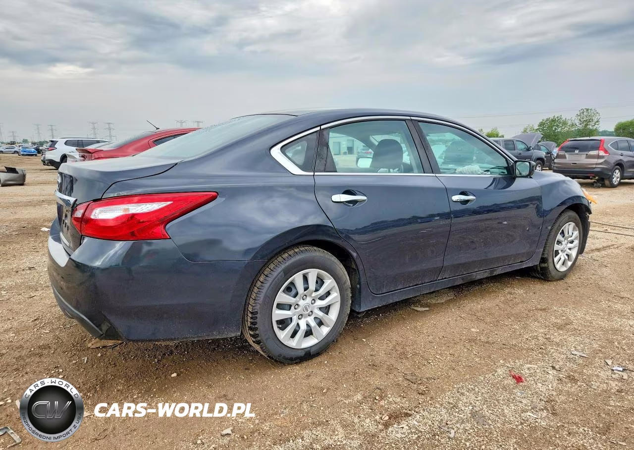 2017 Nissan Altima 2.5 S VIN:1N4AL3AP0HN356011 - 3
