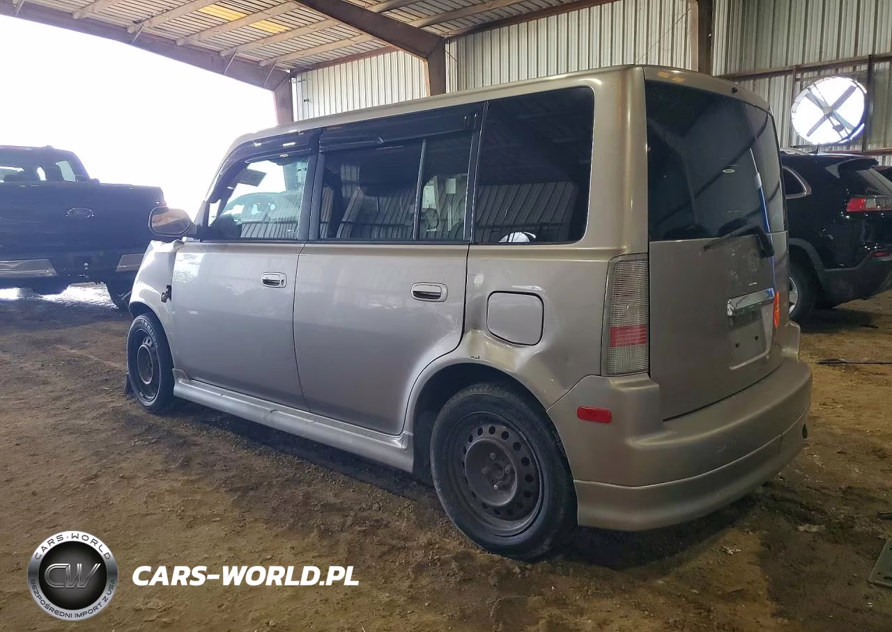 2004 Toyota Scion Xb VIN:JTLKT324X40156381 - 2