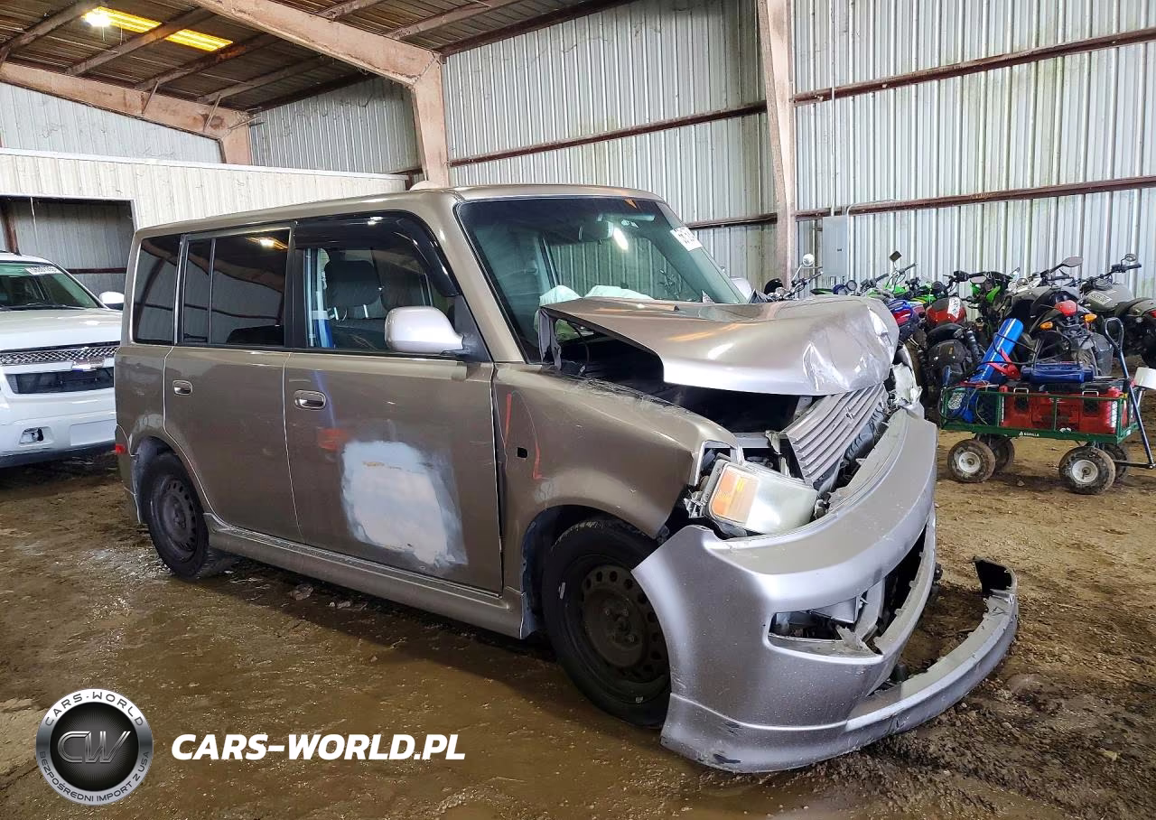 2004 Toyota Scion Xb VIN:JTLKT324X40156381 - 4