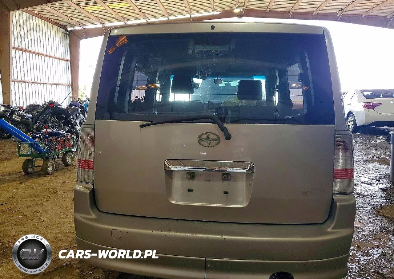 2004 Toyota Scion Xb VIN:JTLKT324X40156381 - 6