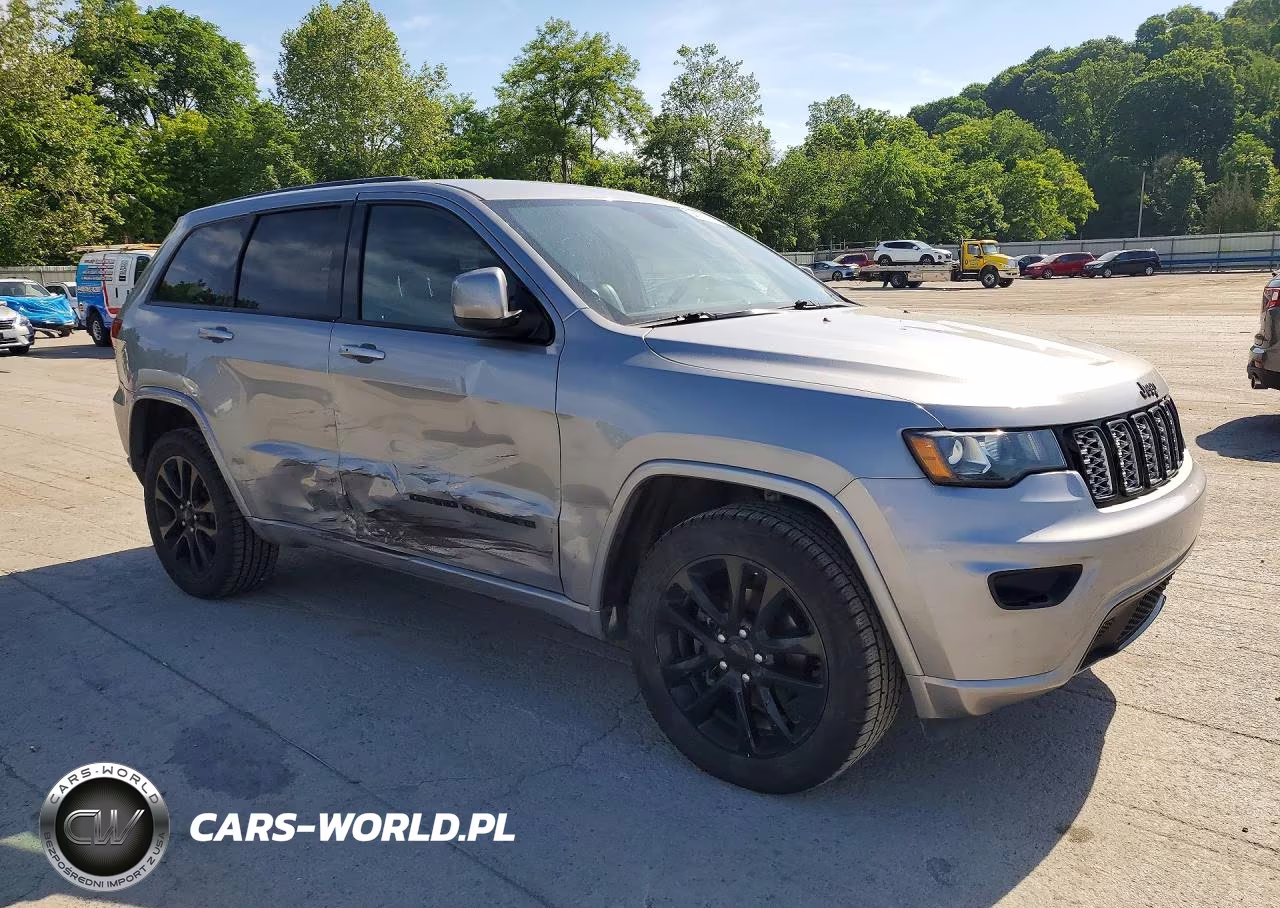 2020 Jeep Grand Cherokee Laredo VIN:1C4RJFAG4LC208632 - 4